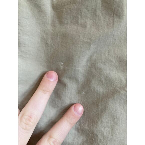 Columbia Shorts Medium Adjustle Belt Stretch Relax Zip Pocket Beige Hike Outdoor - Picture 3 of 16